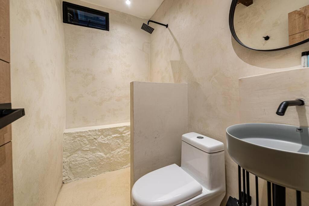 Villa Provenza 6 Bedroom House By Housy Host