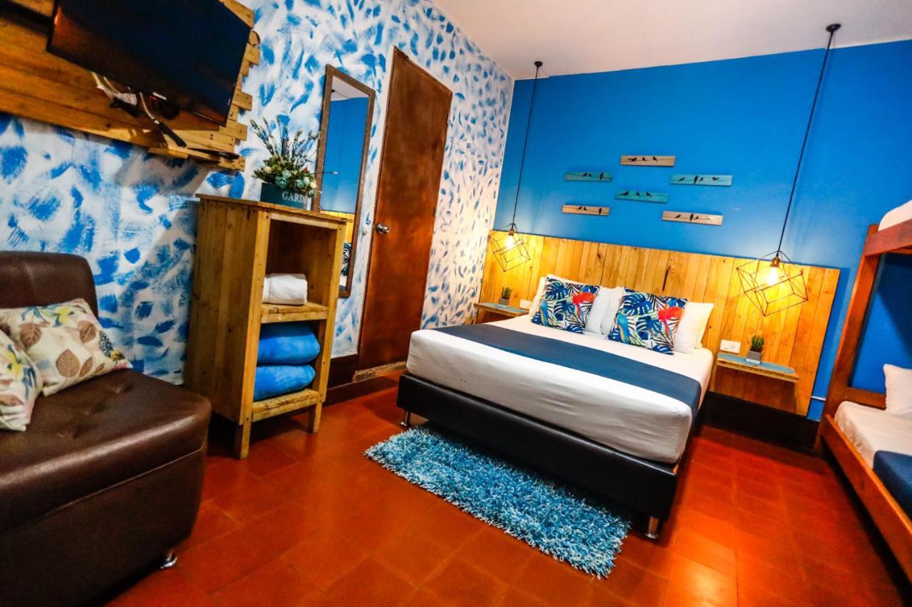 Hotel The Garden Lleras 10