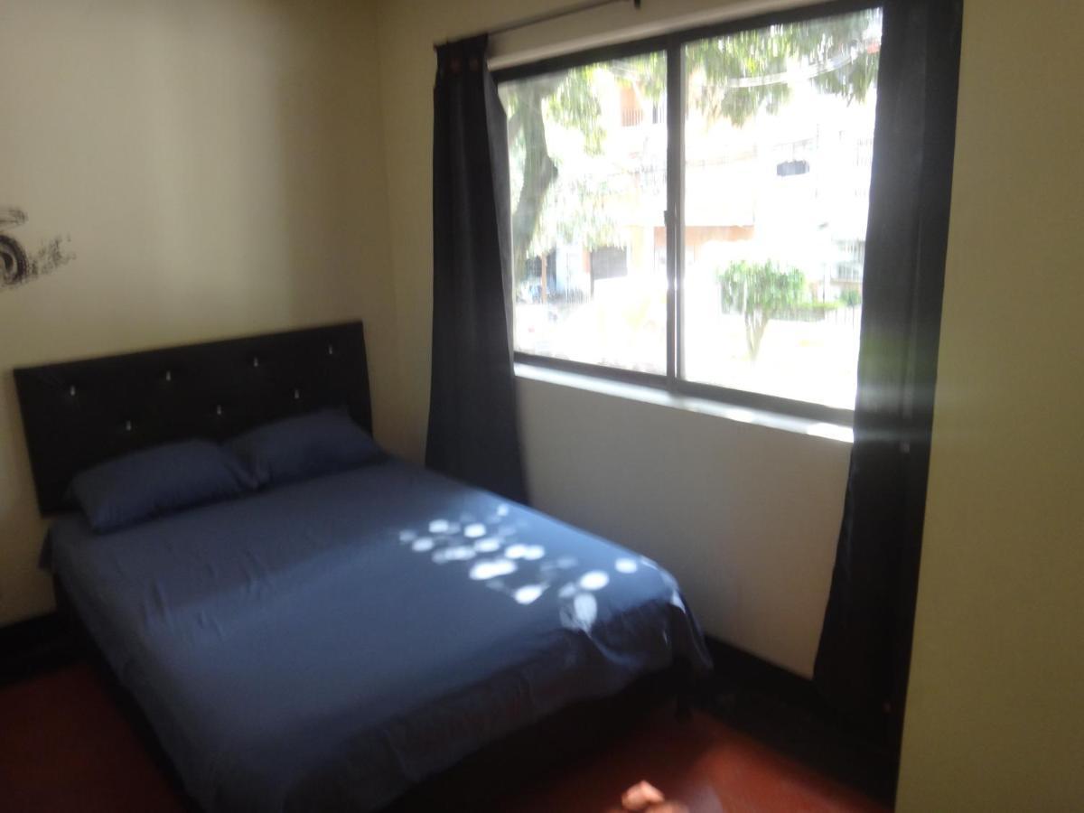 La Casa De La Floresta Dormitorios Habitación en casa particular Medellín