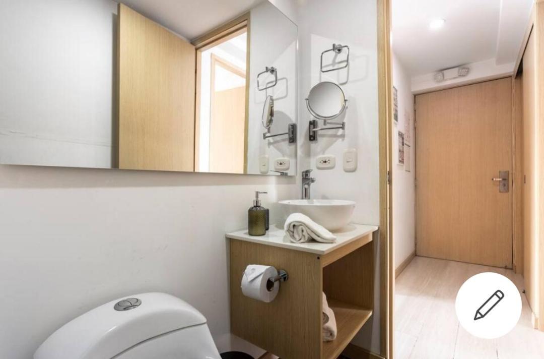 Beautiful & Comfortable In Laureles * Medellín