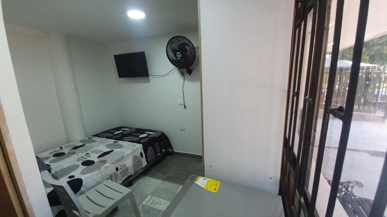 Pequeno Apartaestudio Apartamento