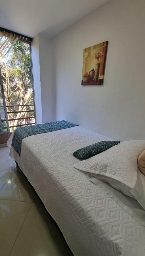 Apartahotel Montes *