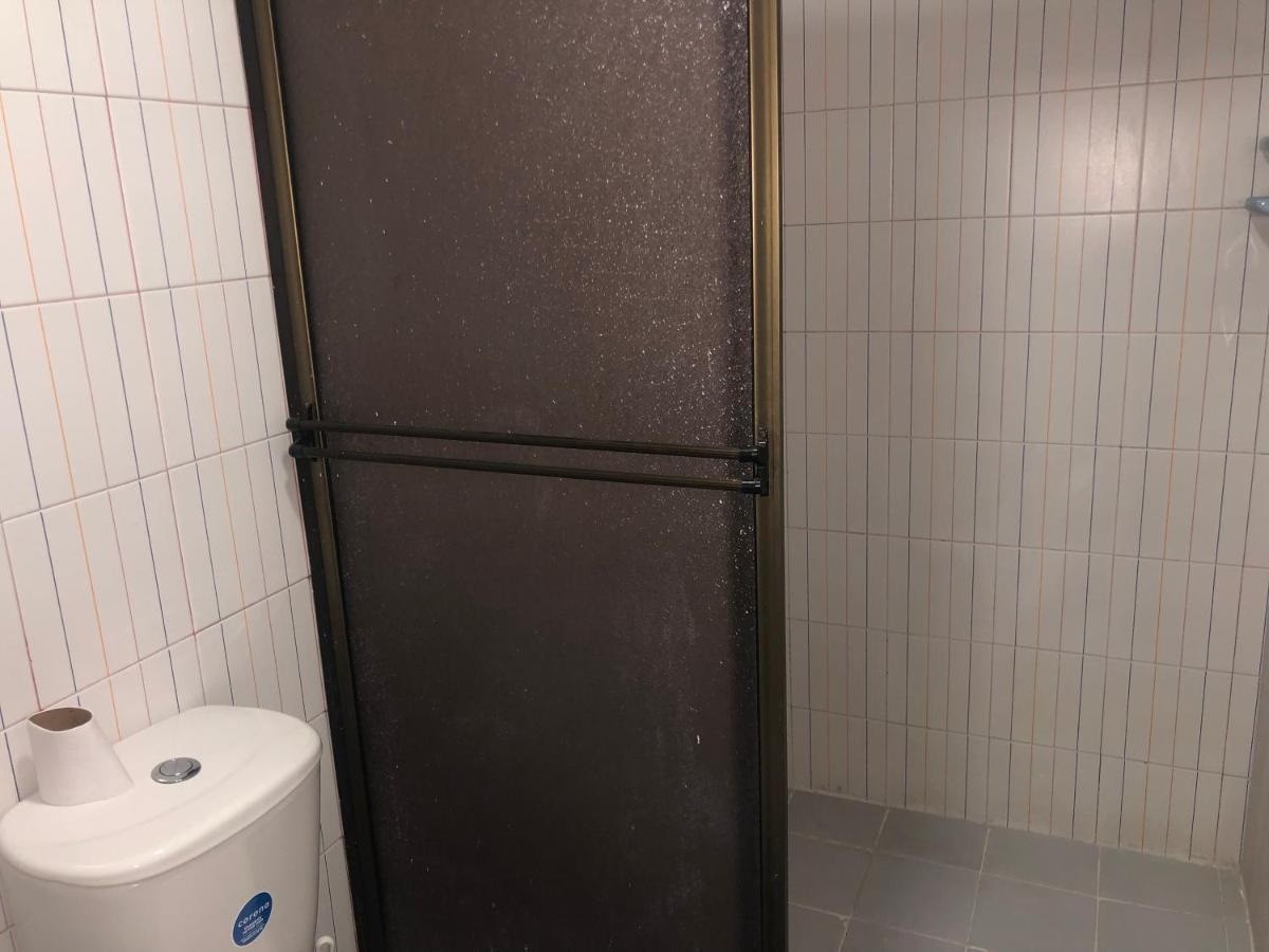 Apartamento Apartamento Comodo En Laureles, Grande, Centrico ,bien Ubicado Apto203