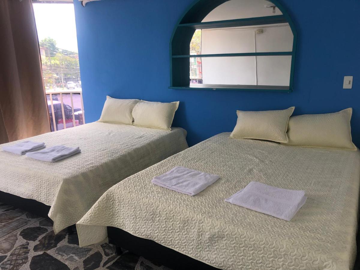 Apartamento Comodo En Laureles, Grande, Centrico ,bien Ubicado Apto203 *