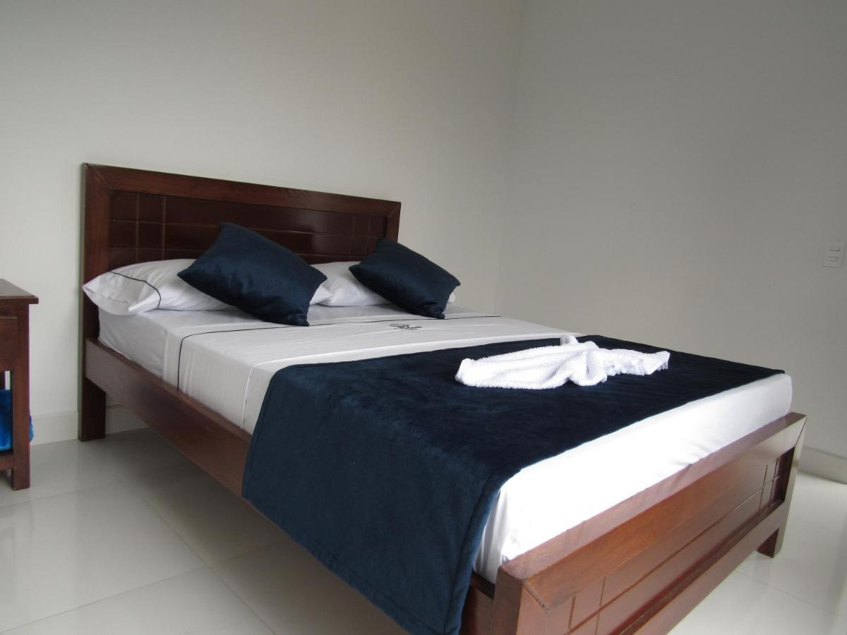 Plaza Berlin Hotel *