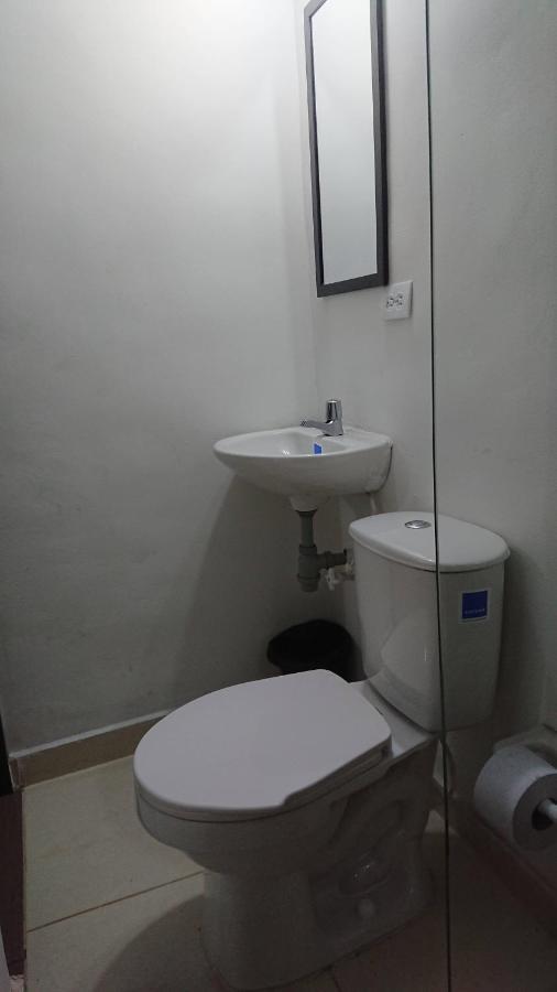 Apartasuites Laureles Nogal *