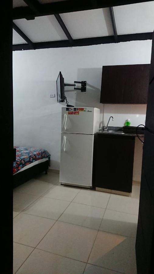Apartasuites Laureles Nogal *