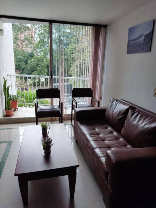 Apartamento Poblado - Loma Del Indio Apartamento