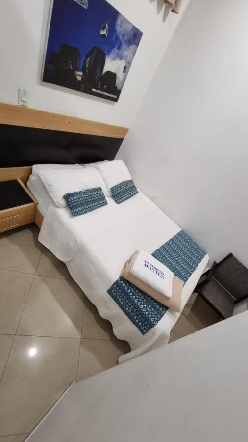 Apartahotel Montes Apartahotel *