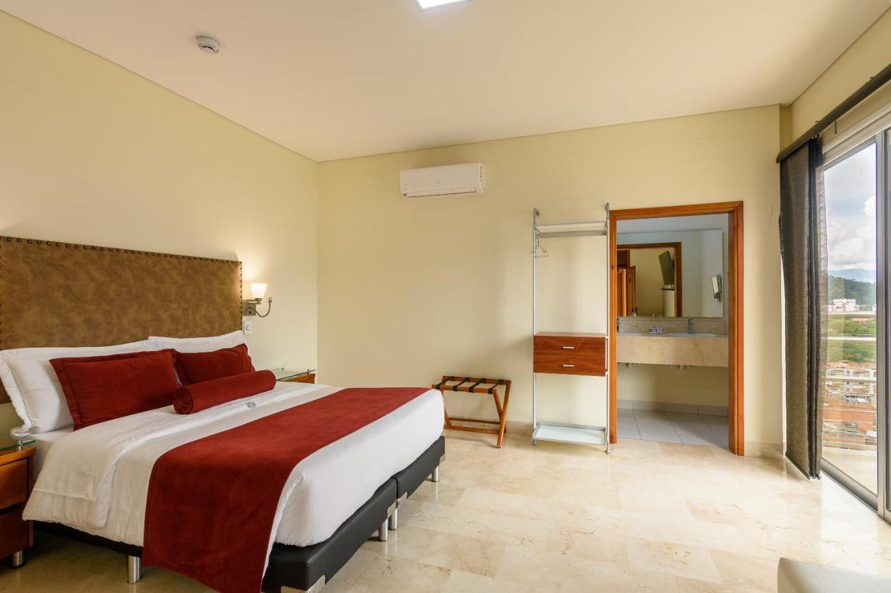 Hotel Dorado La 70