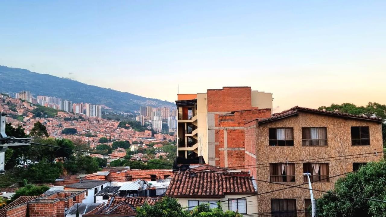 Extraordinarios En Medellin, Viajeros Y Familias Medellín