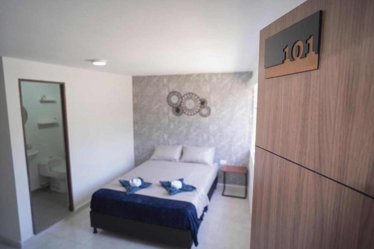 101 Con Bano Privado En Laureles-estadio Habitación en casa particular Medellín