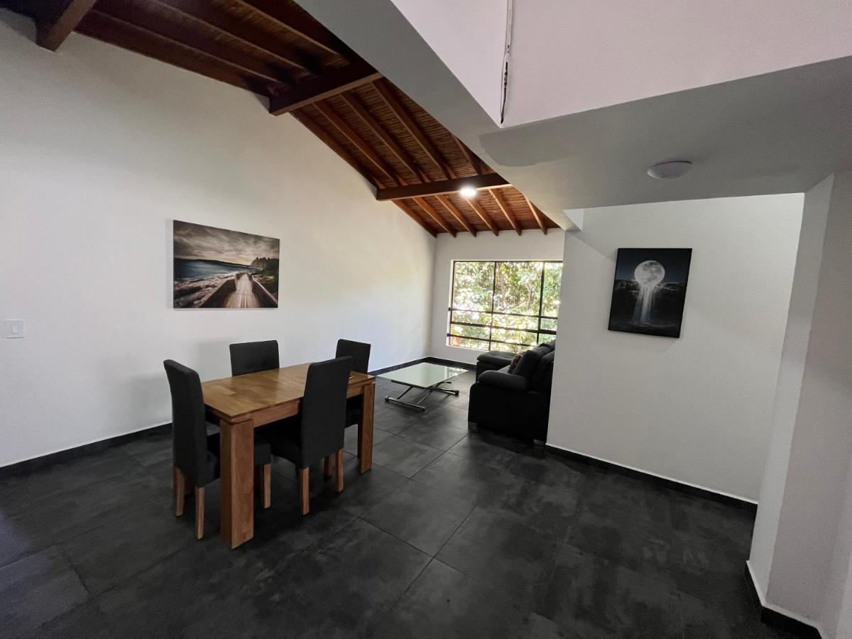 Apartamento Espacioso En Manila El Poblado *