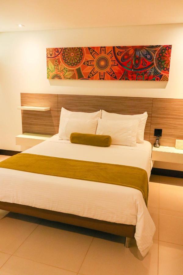 Hotel Loyds Medellin