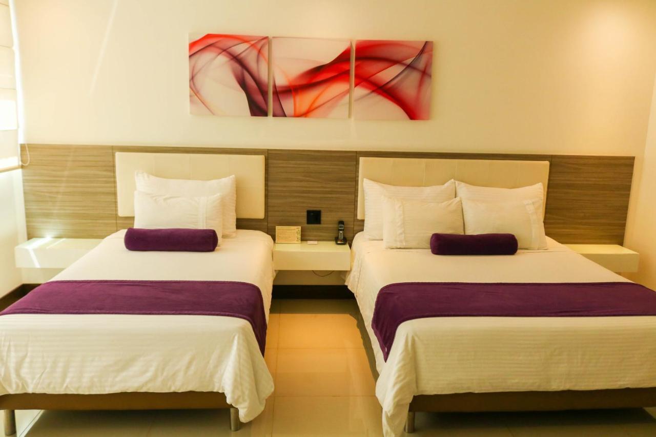 Loyds 3* Medellin