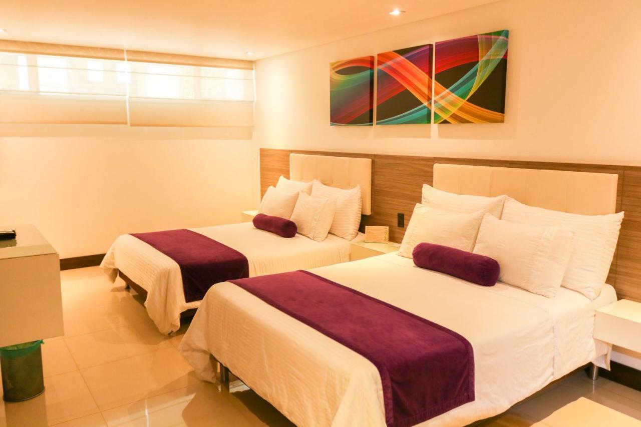 Loyds Hotel