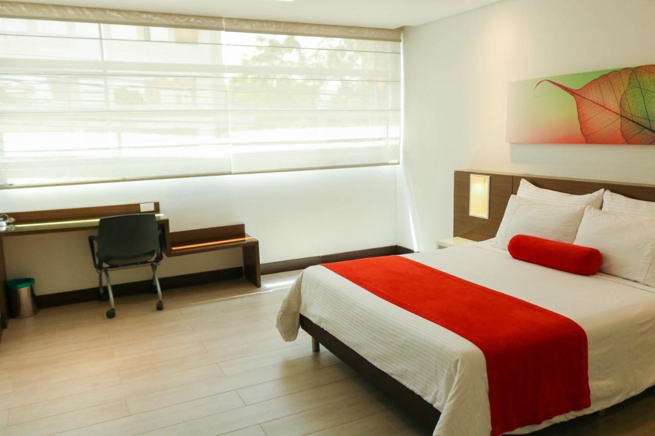 Loyds 3* Medellín