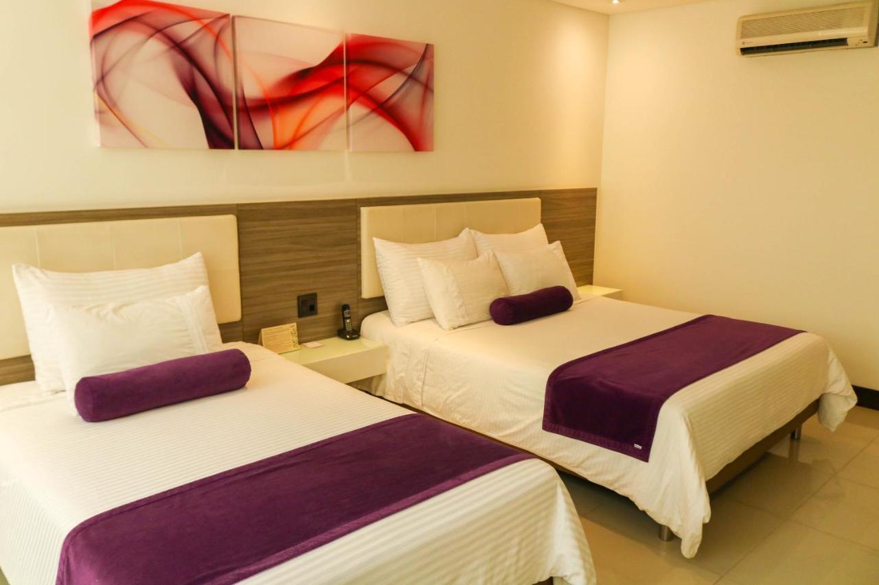 Loyds Hotel 3*