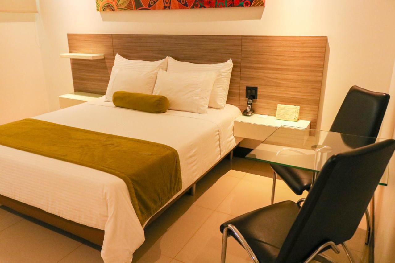Hotel Loyds Medellin