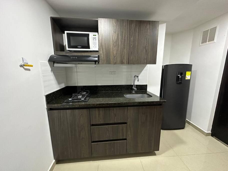 Magnifico, Moderno Y Centrico Apartaestudio 203 Medellín