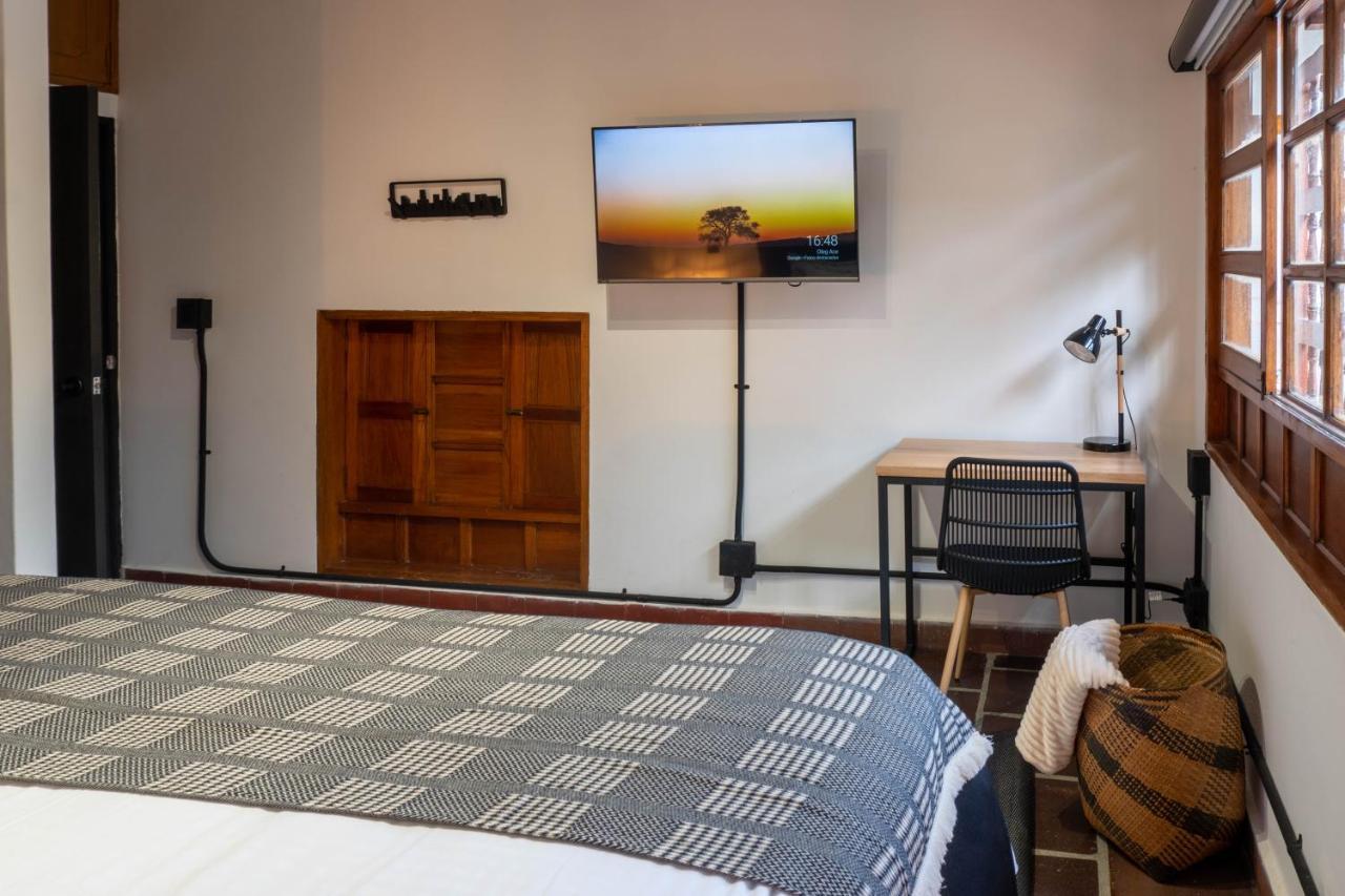 Bed & Breakfast Casa Medallo Medellin