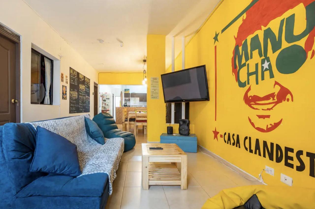 Casa Clandestina Pensión 3*