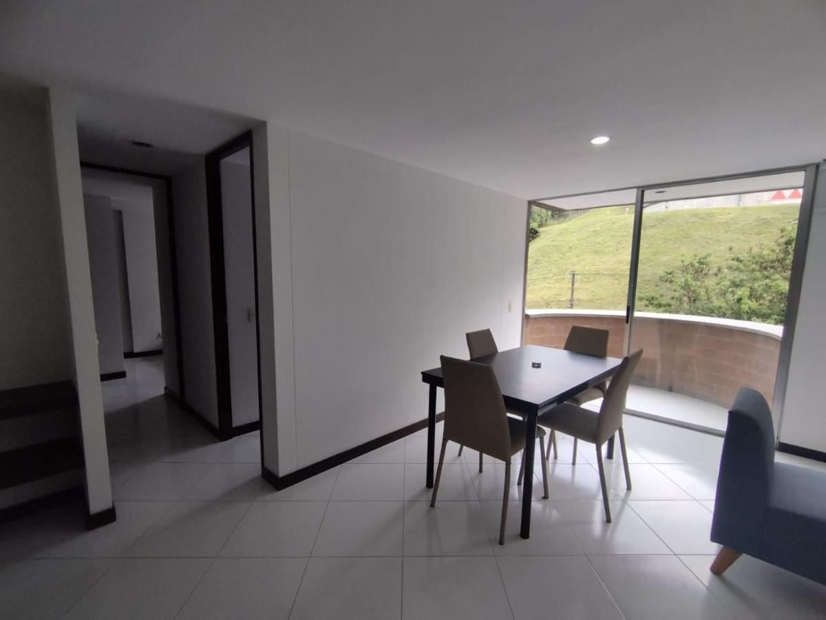 Guayacanes De San Diego Apartamento