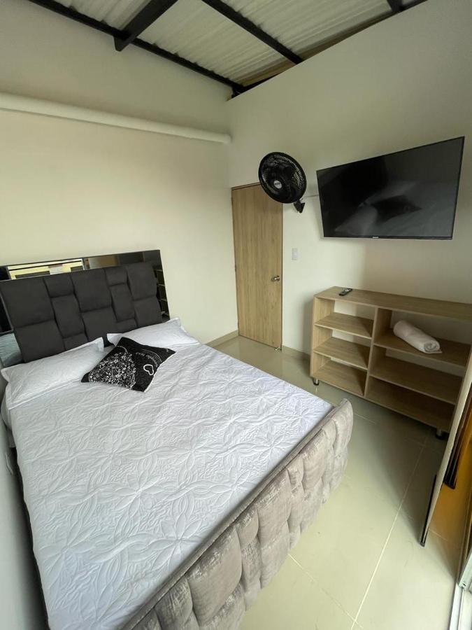 Aparta-hotel Laureles 305