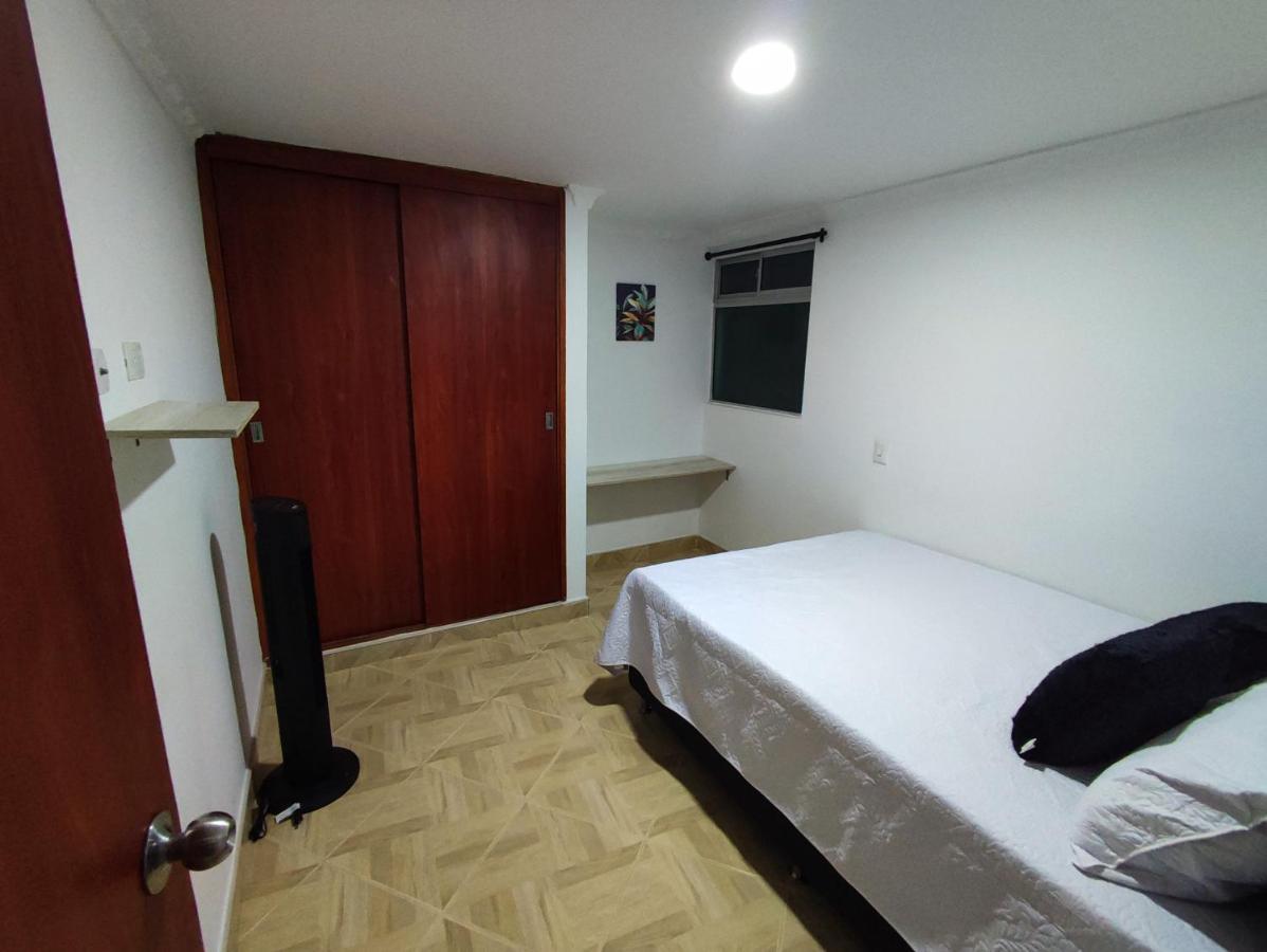 Apartamento Apartamento En Laureles En La Ubicacion Ideal *