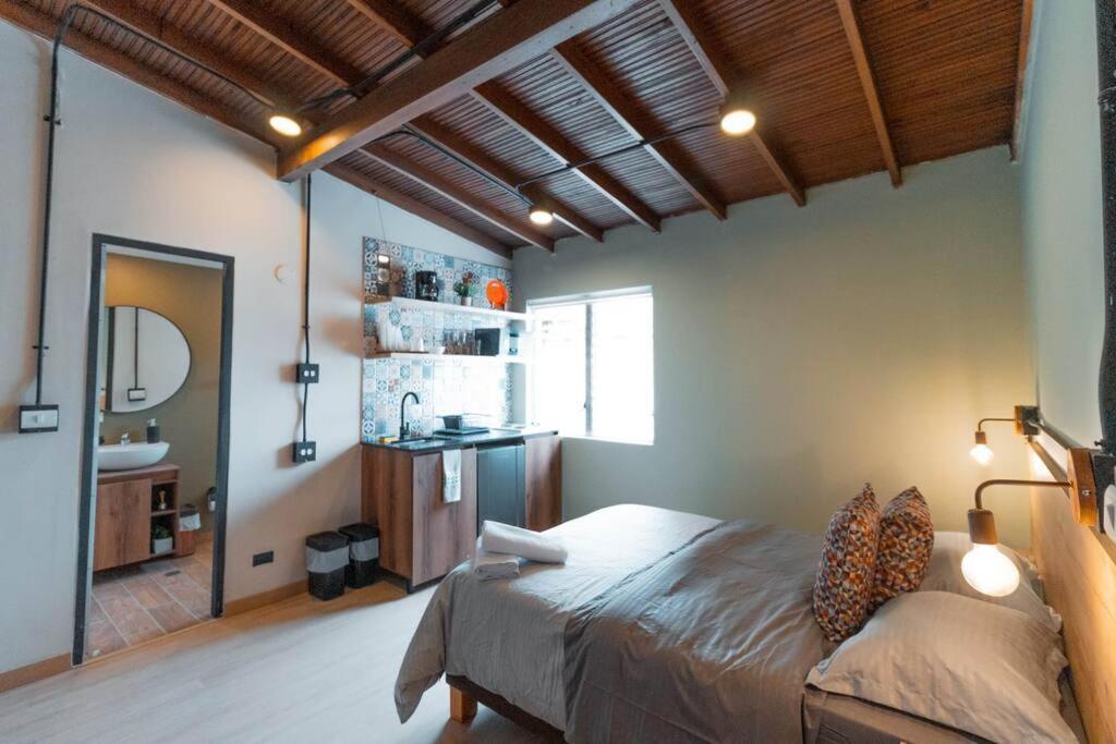 Nid205 Apto En Laureles Sentirse En Casa By Roots Apartamento