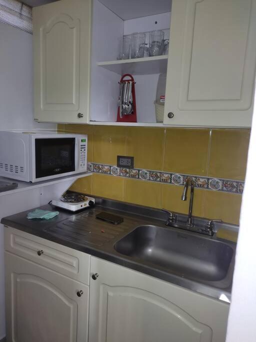 Hermoso Condominio En Medellin, Laureles * Medellín