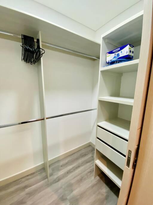 Beautiful New Loft Poblado Apartamento