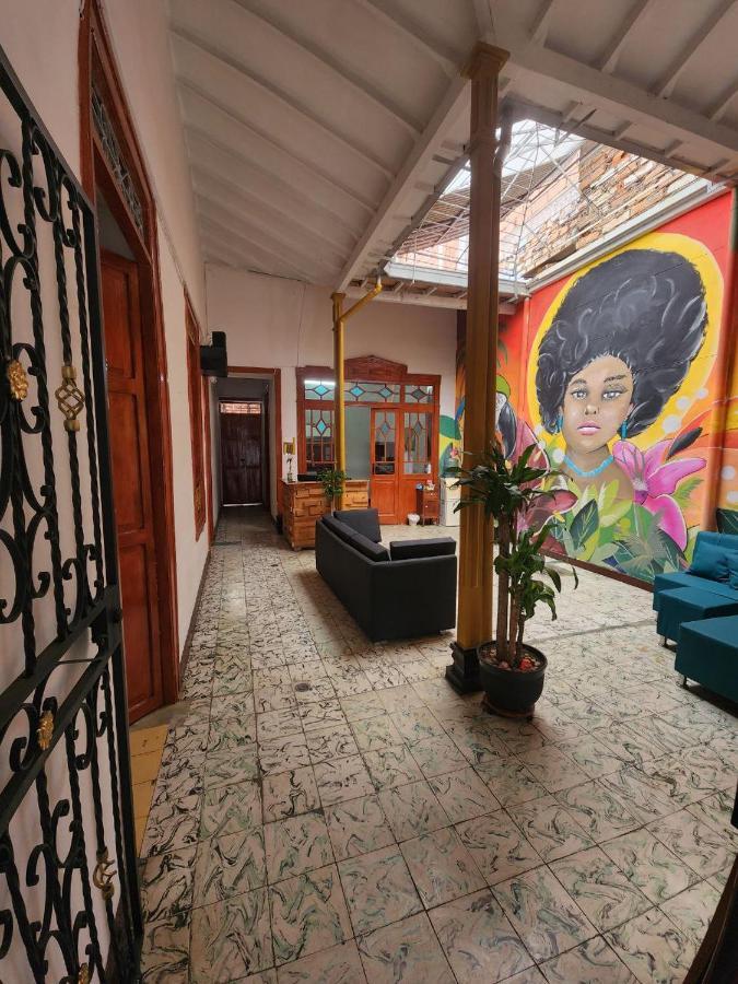 Pensión Casa Linda Medellin, Centro