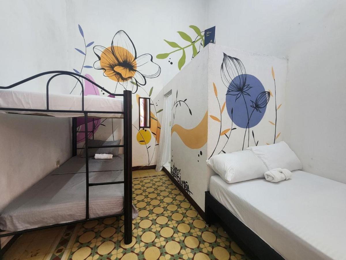 Pensión Casa Linda Medellin, Centro Medellín