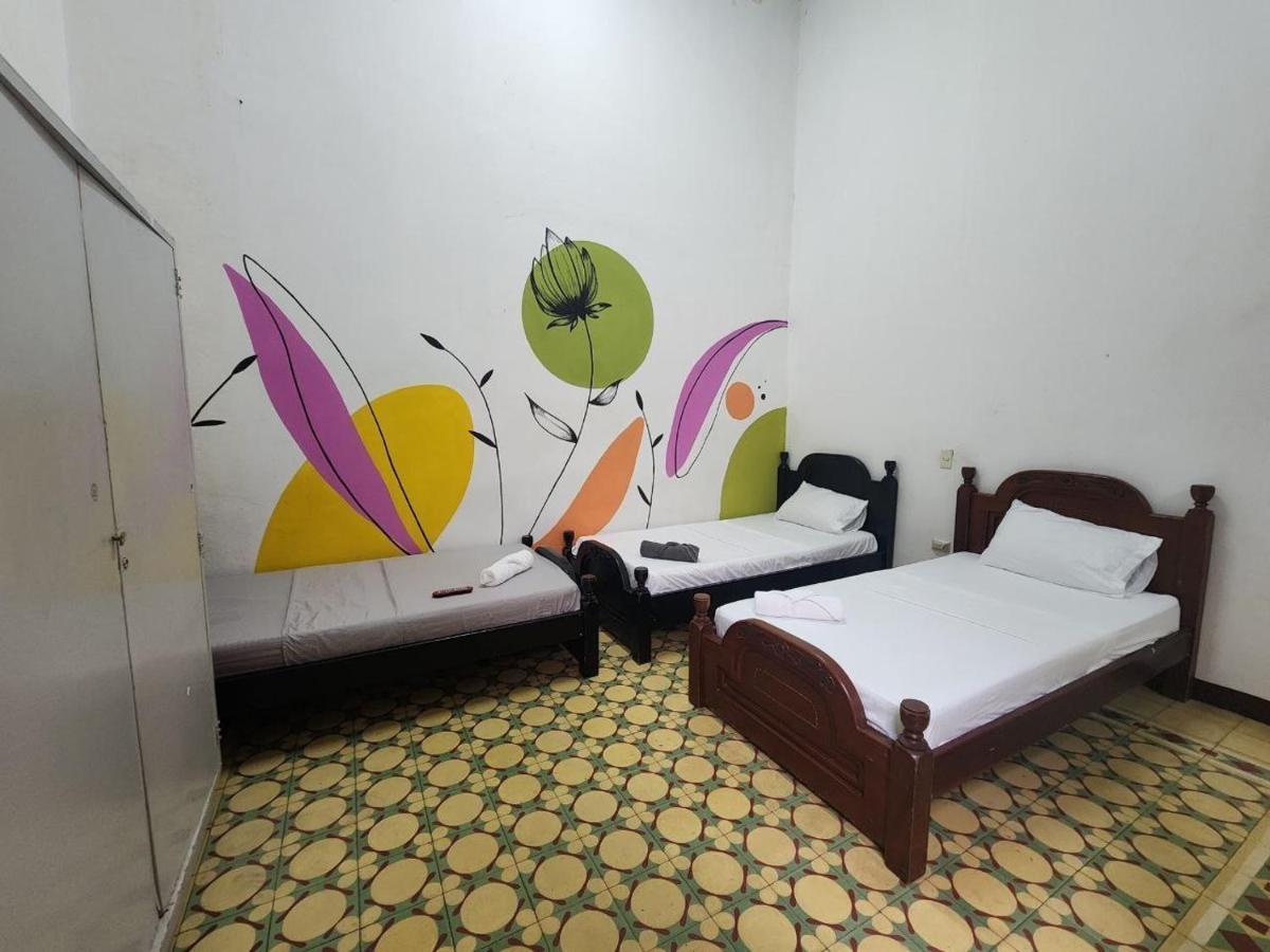 Casa Linda Medellin, Centro Pensión