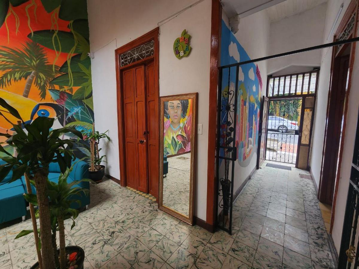 Casa Linda Medellin, Centro
