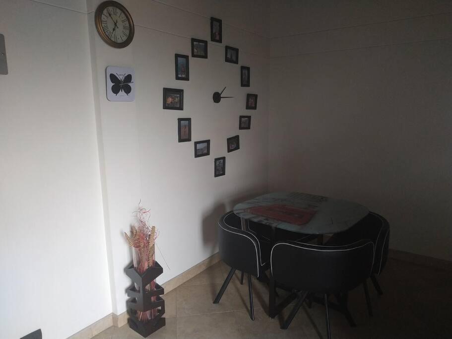 Hermoso Totalmente Amoblado Apartamento Medellín