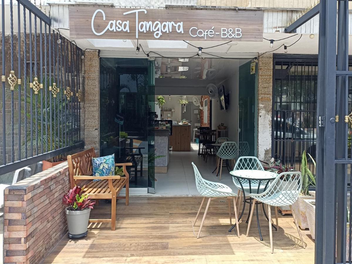 Casa Tangara Cafe Y Pensión Medellín