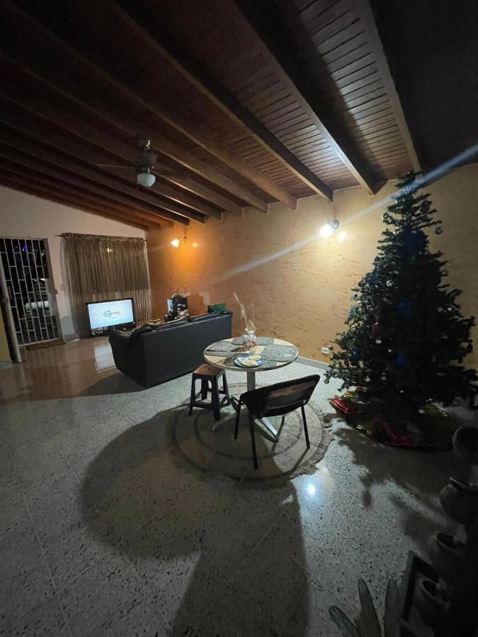 Pensión Amigable Descansar Y Trabajar Medellín