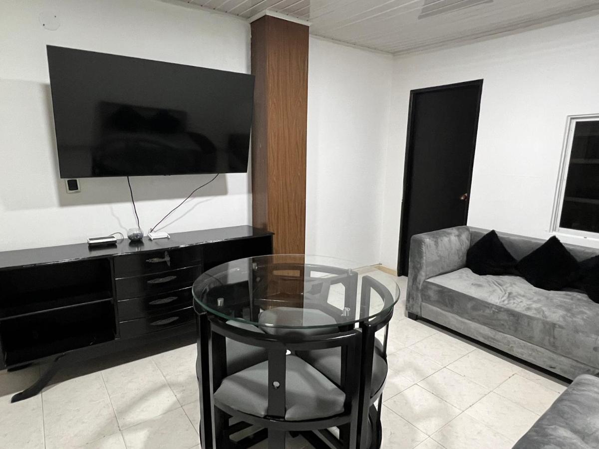 Hermoso Con Excelente Ubicacion Apartamento Medellín
