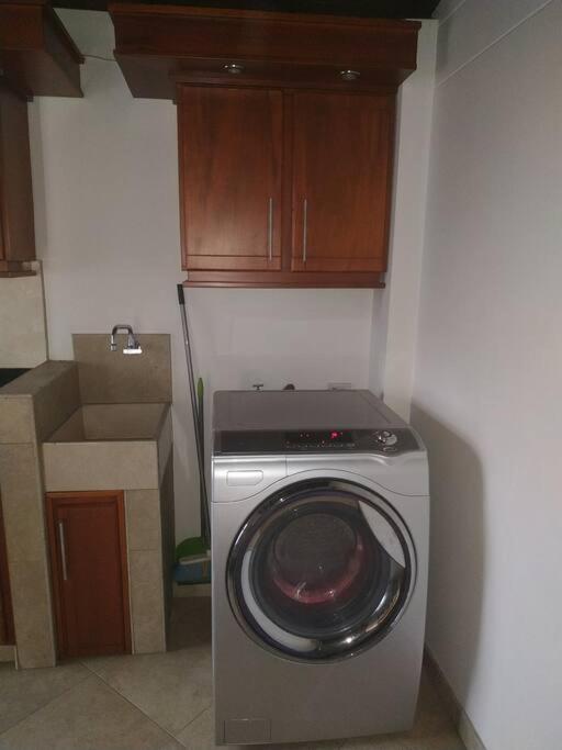 Apartamento Hermoso Totalmente Amoblado