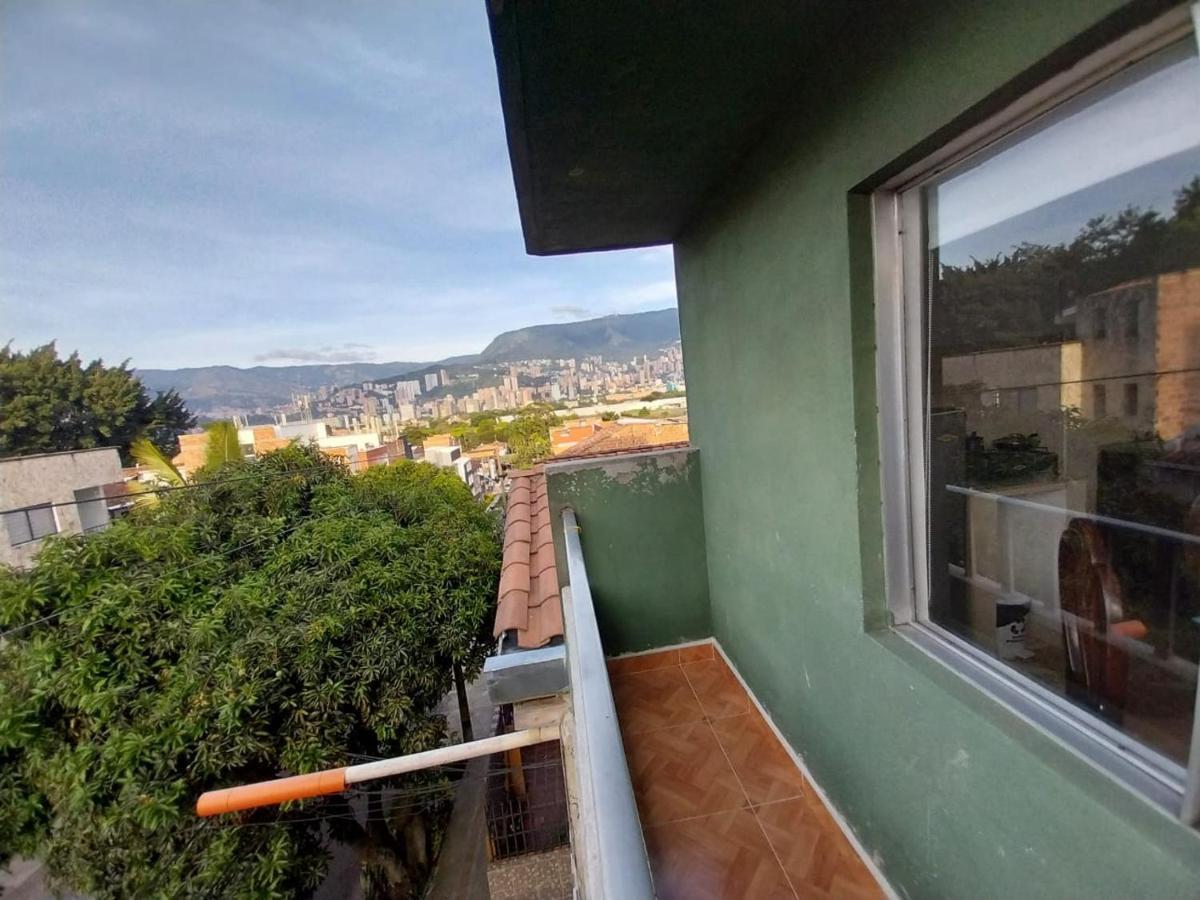 Balconesll * Medellín