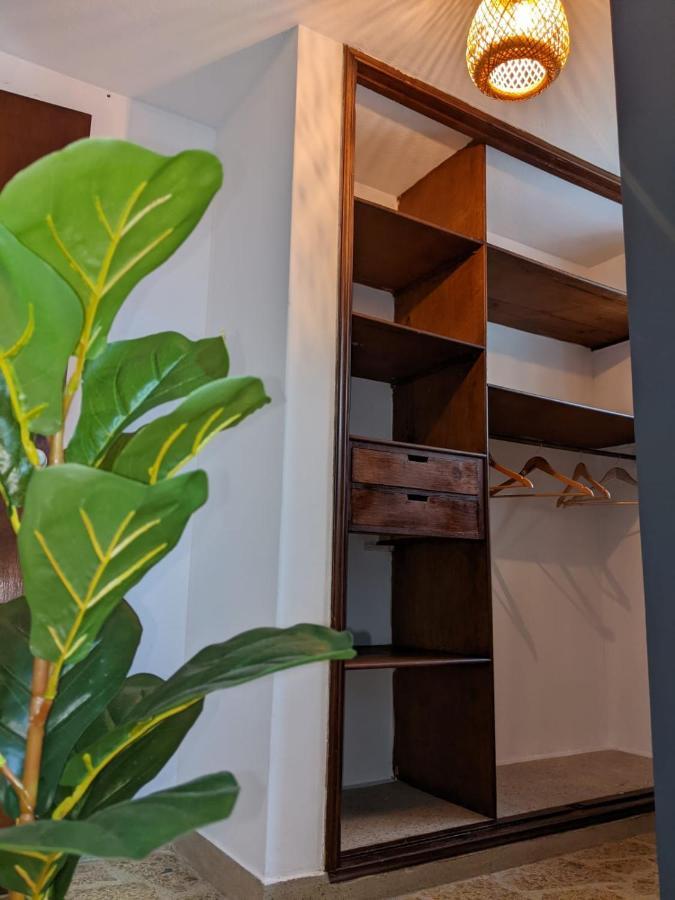Habitacion Privada En El Poblado. Lo Mejor De Muy Cerca *