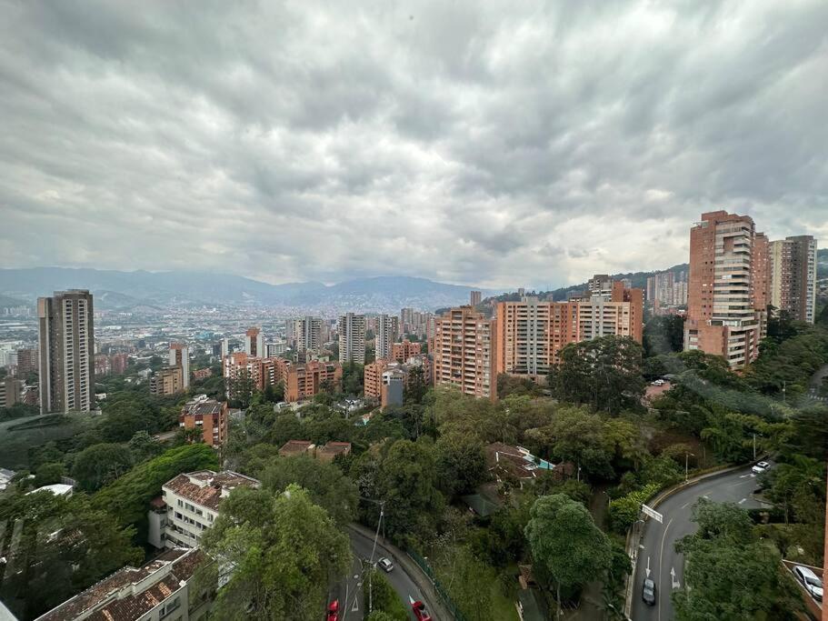Enjoy Amazing Loft El Poblado 1508 * Medellín