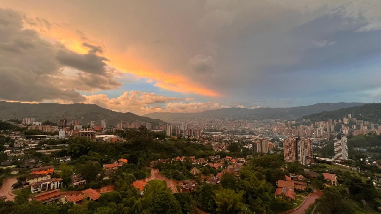 Apartamento Amoblado, - La Estrella
