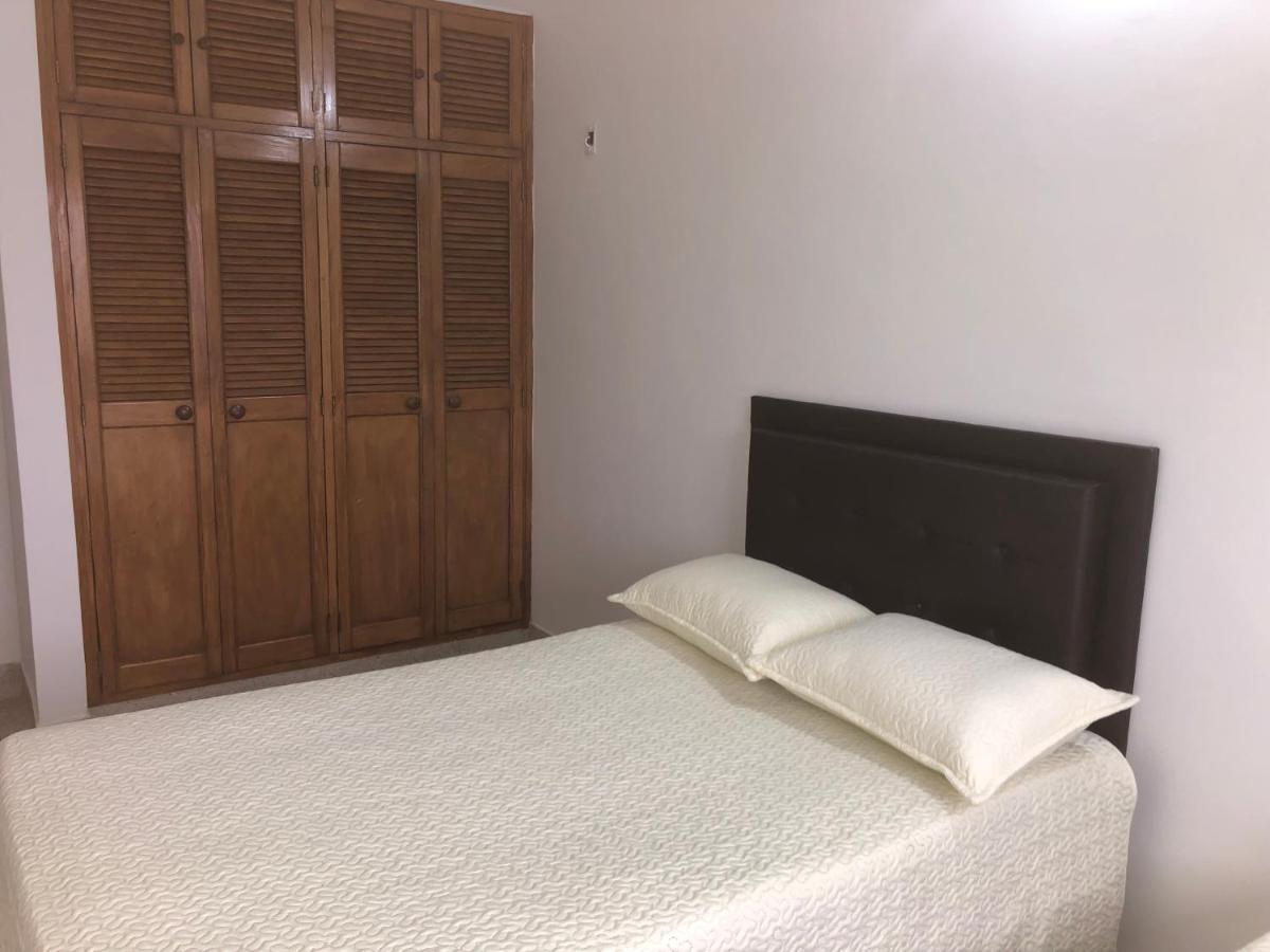 Apartamento Amplio En Laureles, Excelente Ubicacion, 3 Alcobas 403 * Medellín