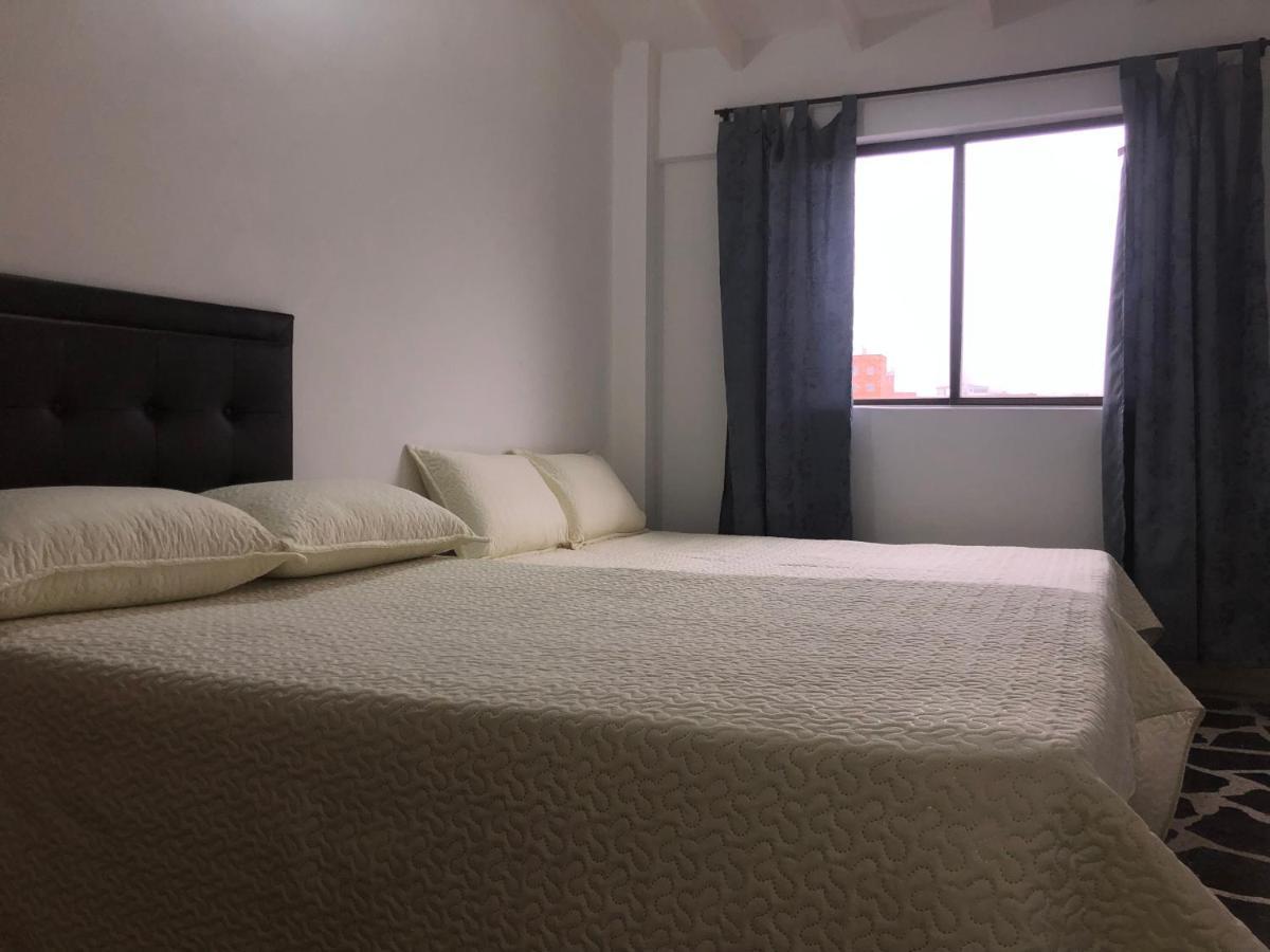 Apartamento Amplio En Laureles, Excelente Ubicacion, 3 Alcobas 403 Apartamento Medellín