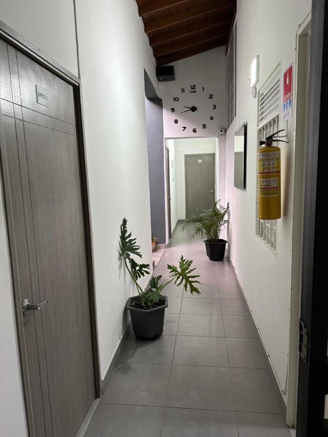 Aparta Estudio Amoblado 2 Medellin, San Joaquin Apartamento