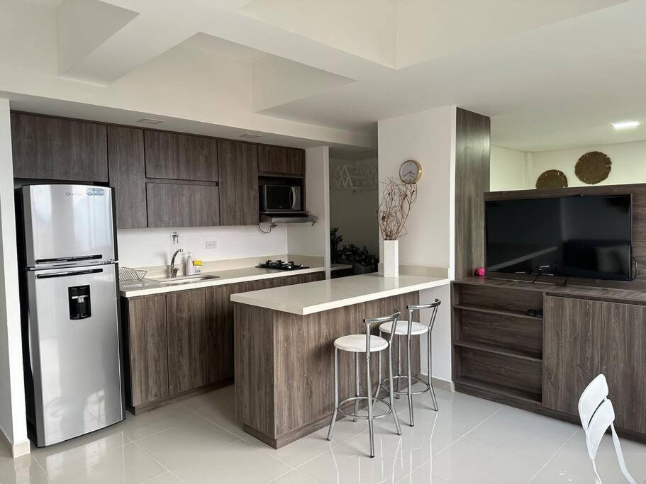 Moderno Loft Poblado Con Vista A Las Montanas 1712 Apartamento