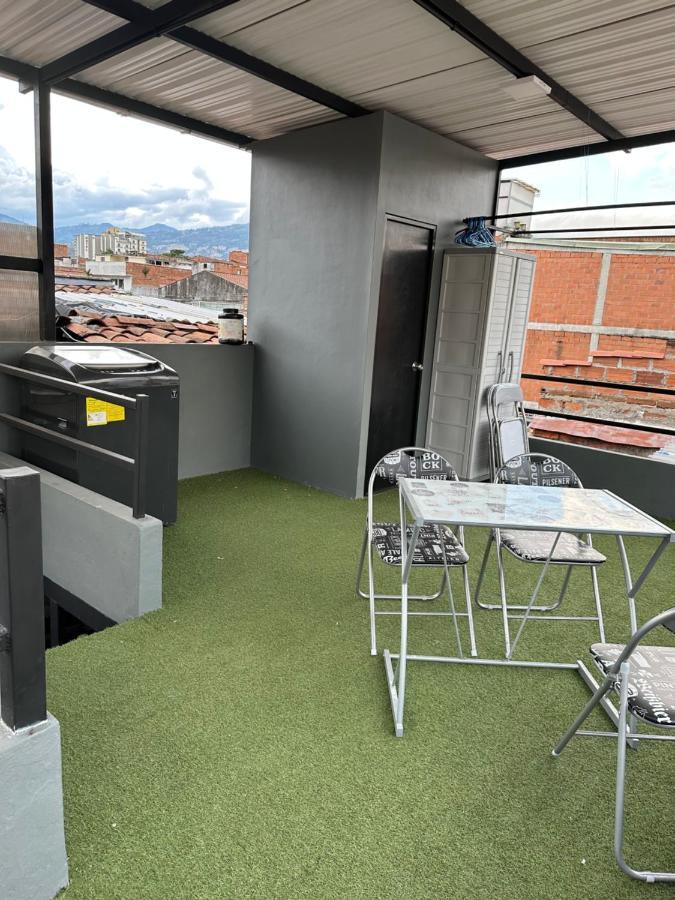 Aparta Estudio Amoblado 2 Medellin, San Joaquin Apartamento